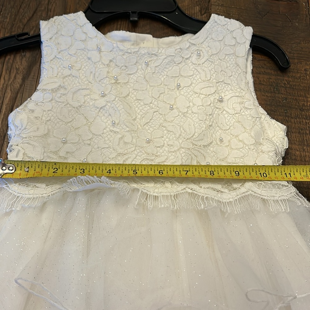 Alice Pi Little Girls Ivory Lace / Tulle Flower Girl / Communion Dress.  Size 4 - Picture 10 of 12